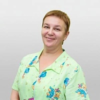 Суркова Оксана Петровна - врач массажист